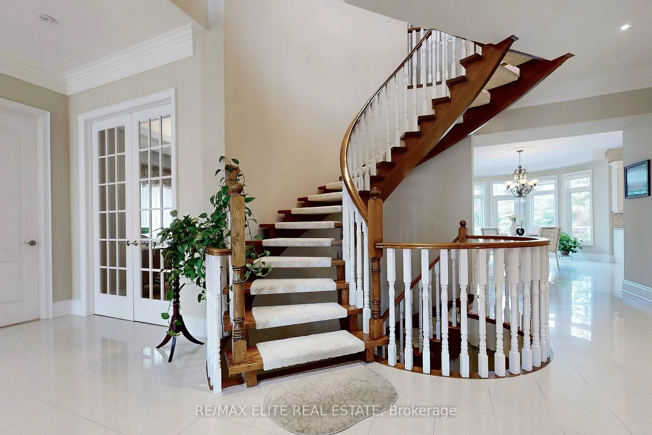 59, Carisbrooke, Bayview Southeast, Aurora