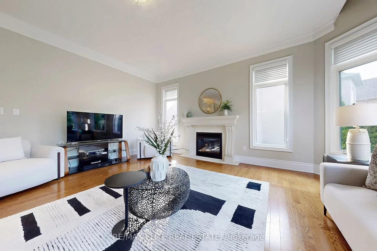 59, Carisbrooke, Bayview Southeast, Aurora