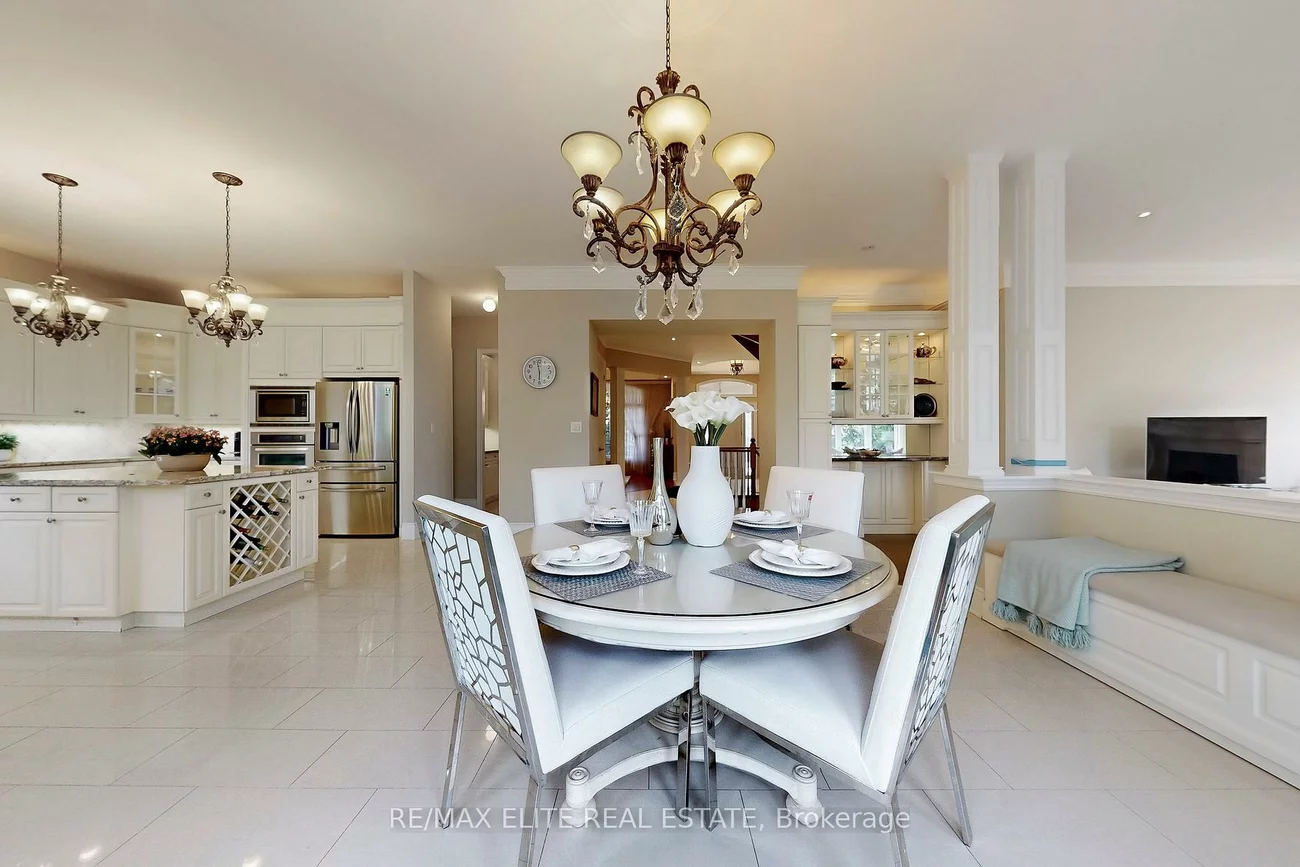 59, Carisbrooke, Bayview Southeast, Aurora