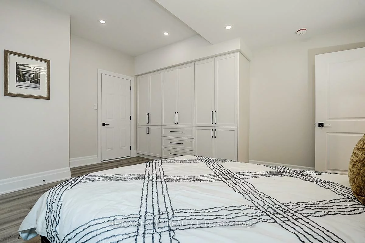 137, Pine Hill, Aurora Estates, Aurora