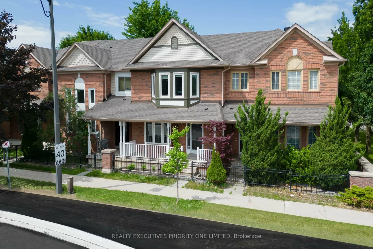 372, John West, Bayview Wellington, Aurora