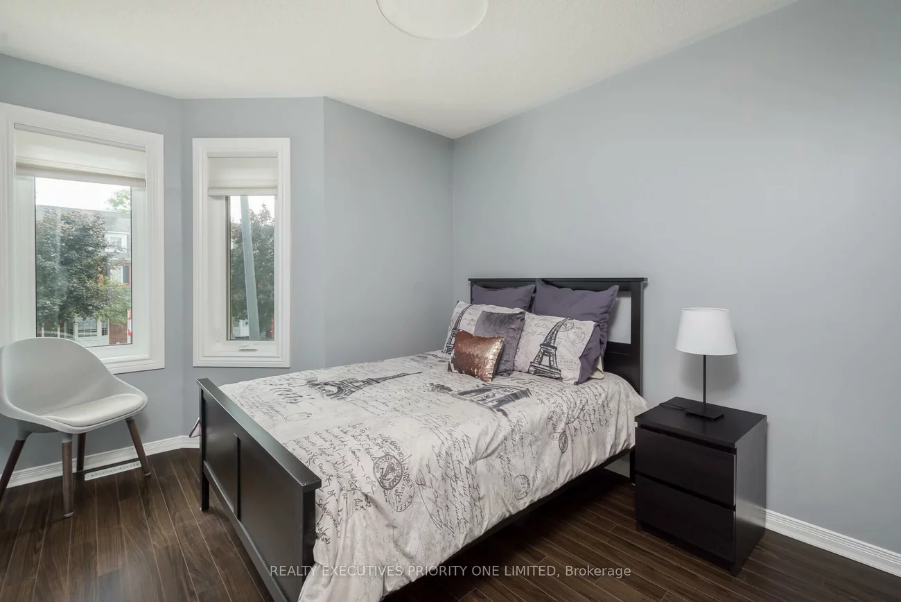 372, John West, Bayview Wellington, Aurora