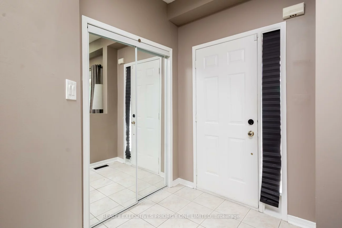 372, John West, Bayview Wellington, Aurora