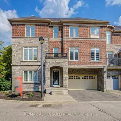 144, Chapman, Aurora Grove, Aurora