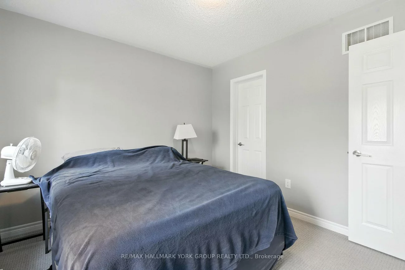 40, Hutt, Bayview Northeast, Aurora