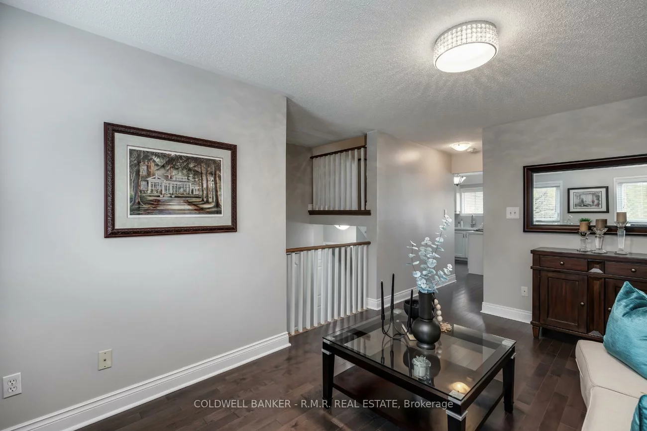 32, Mugford, Bayview Wellington, Aurora