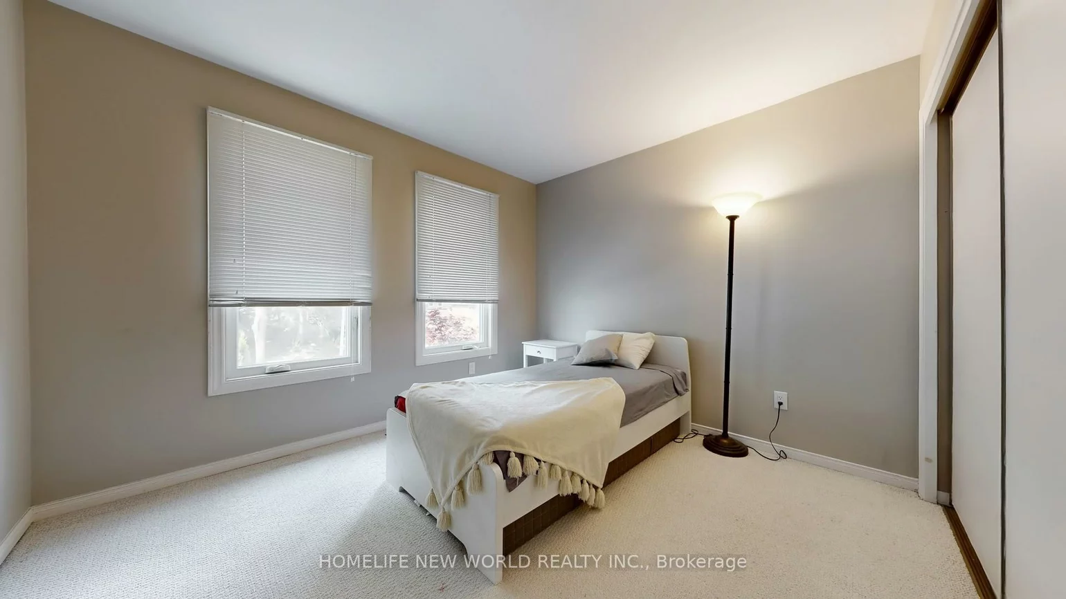 19, Chadburn, Hills of St Andrew, Aurora