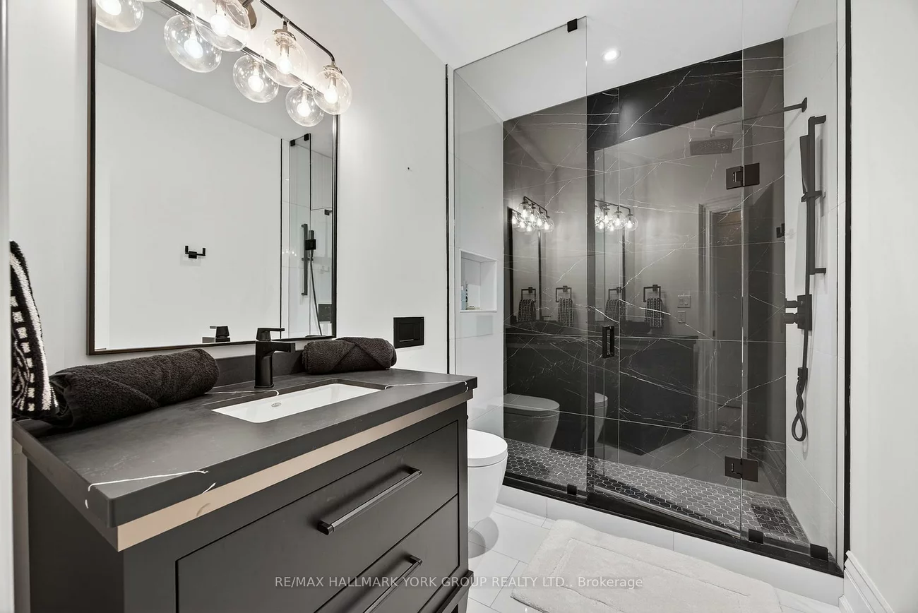 108, Kennedy, Aurora Village, Aurora