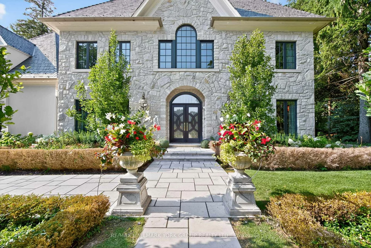 108, Kennedy, Aurora Village, Aurora