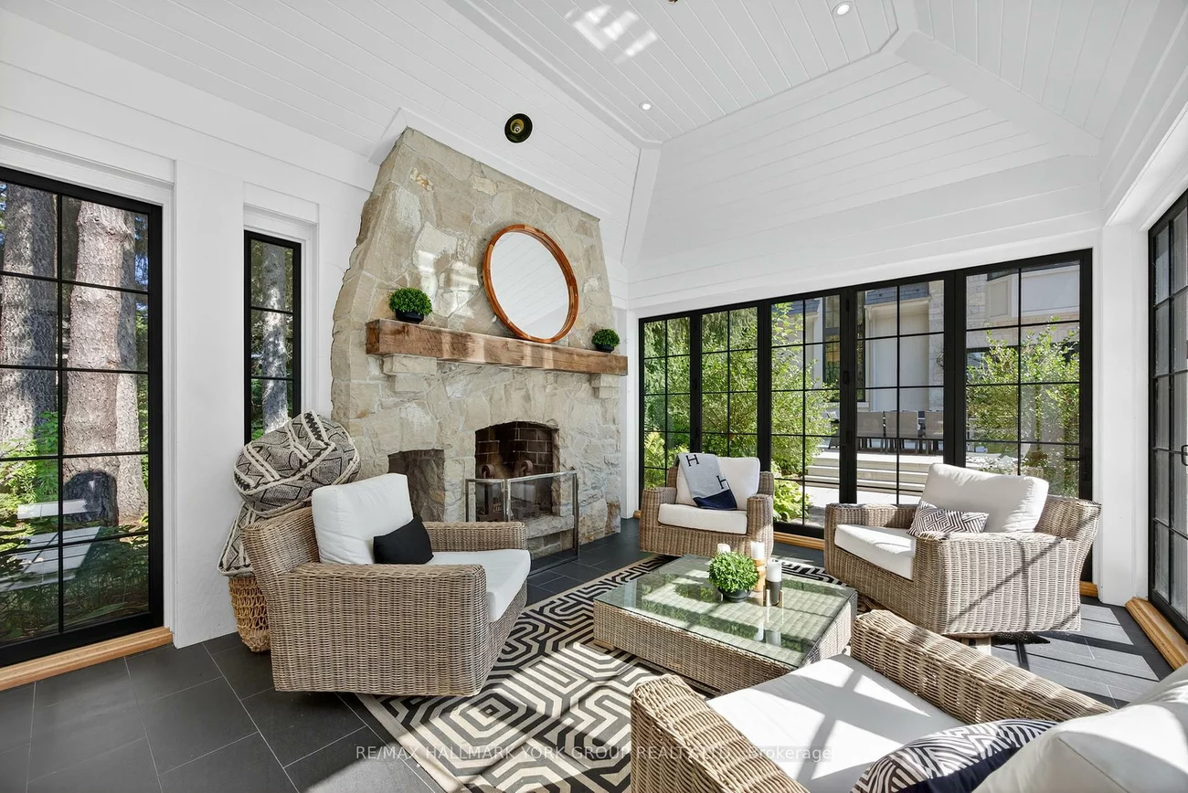 108, Kennedy, Aurora Village, Aurora