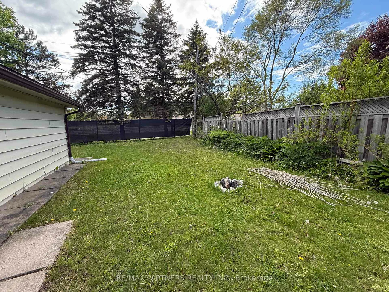 77, Foreht, Aurora Heights, Aurora