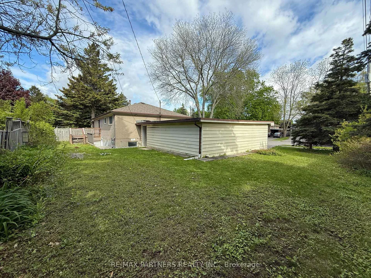 77, Foreht, Aurora Heights, Aurora