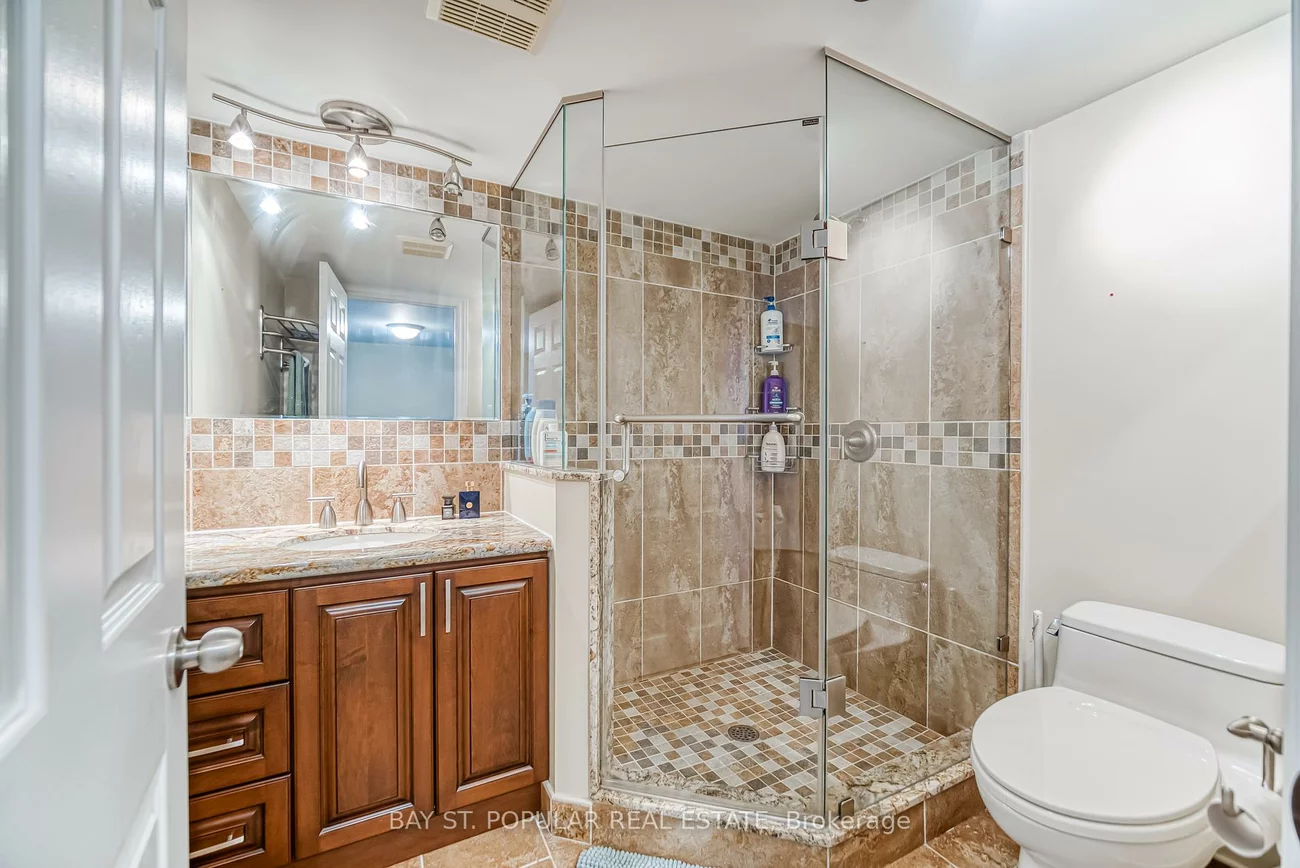 1, Hilldale, Aurora Heights, Aurora