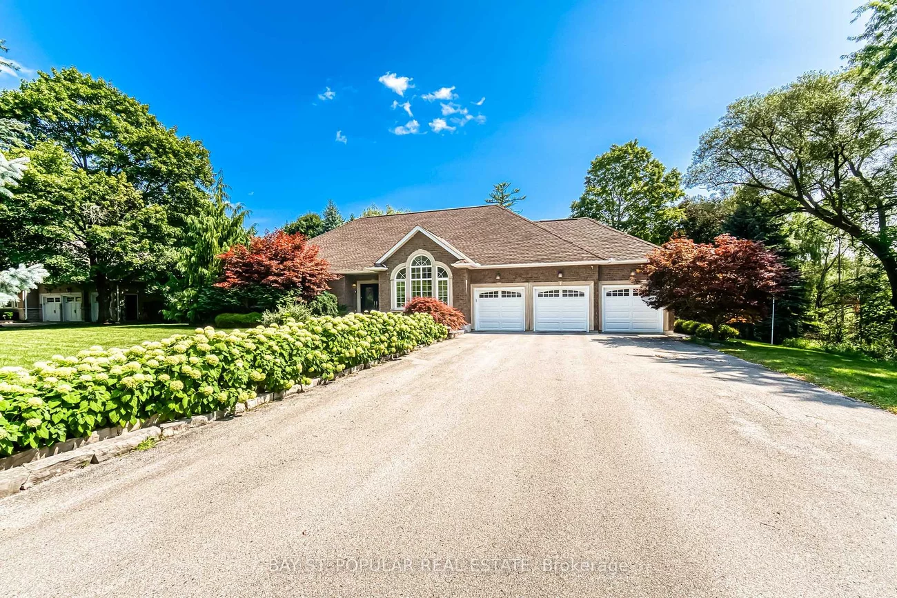 1, Hilldale, Aurora Heights, Aurora