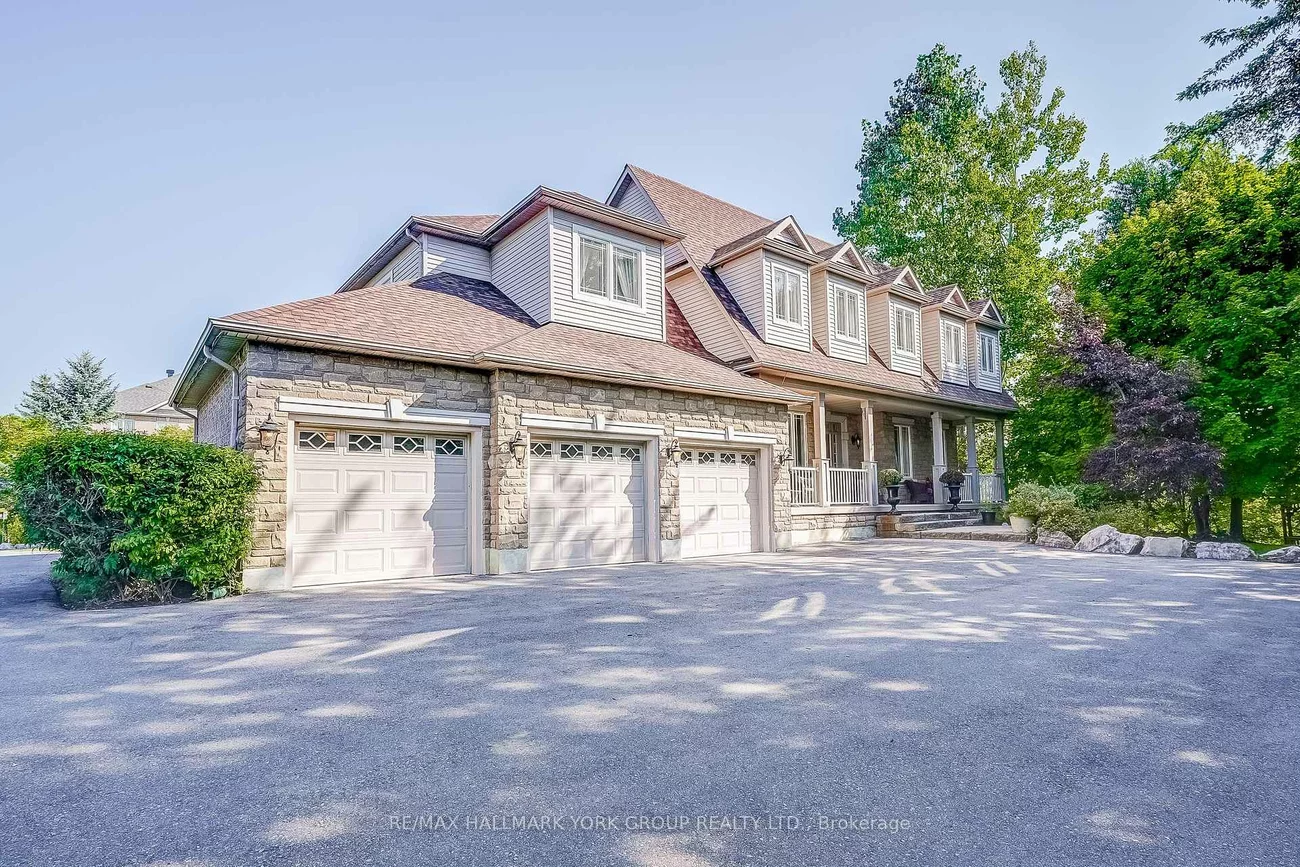 17, Duncton Wood, Hills of St Andrew, Aurora