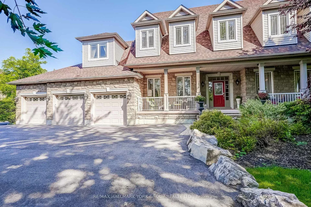 17, Duncton Wood, Hills of St Andrew, Aurora