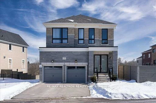 7, Maple Fields, Aurora Estates, Aurora