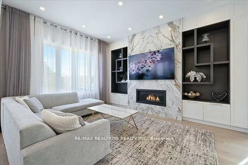7, Maple Fields, Aurora Estates, Aurora