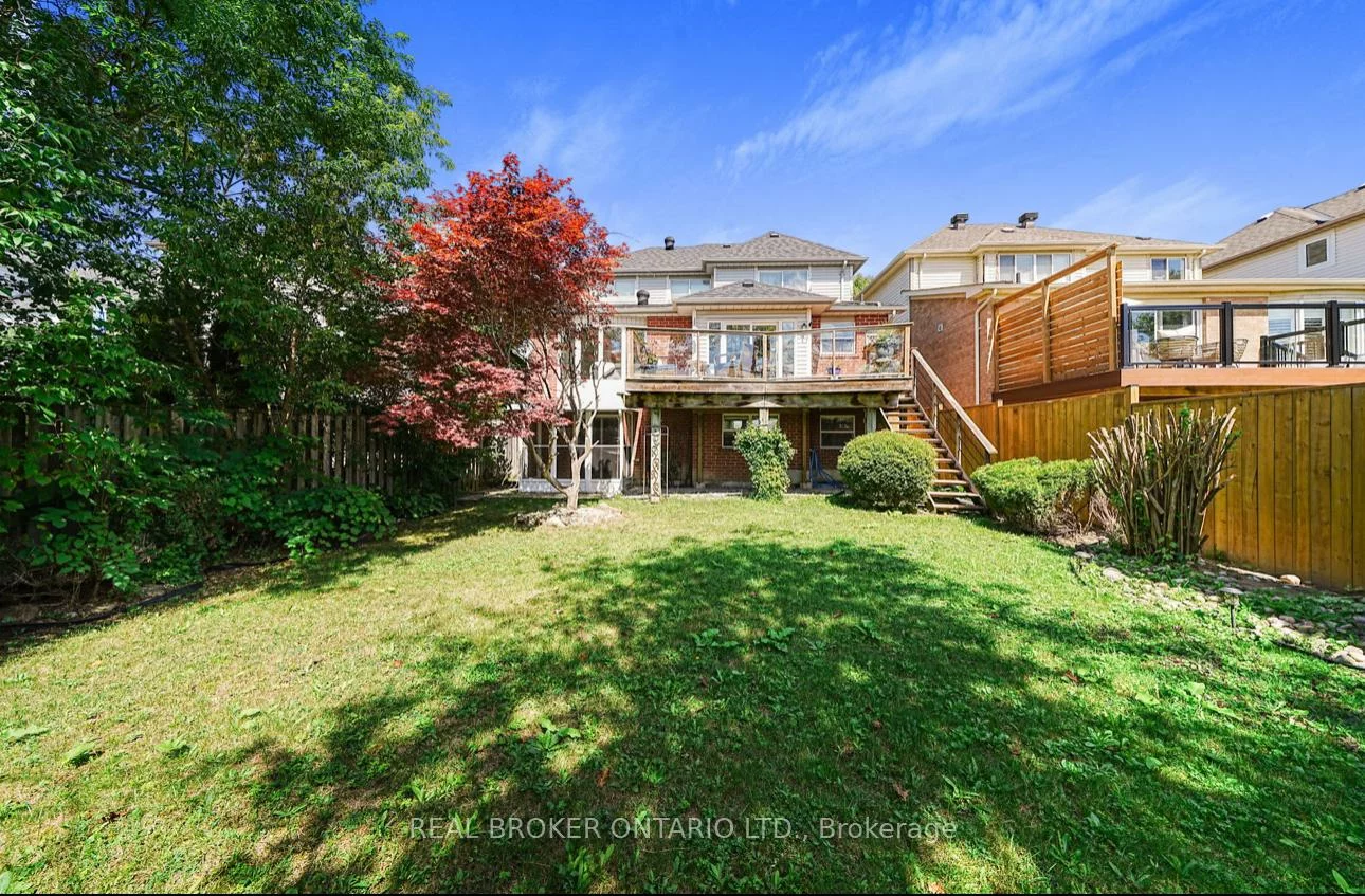 39, Woodroof, Bayview Wellington, Aurora