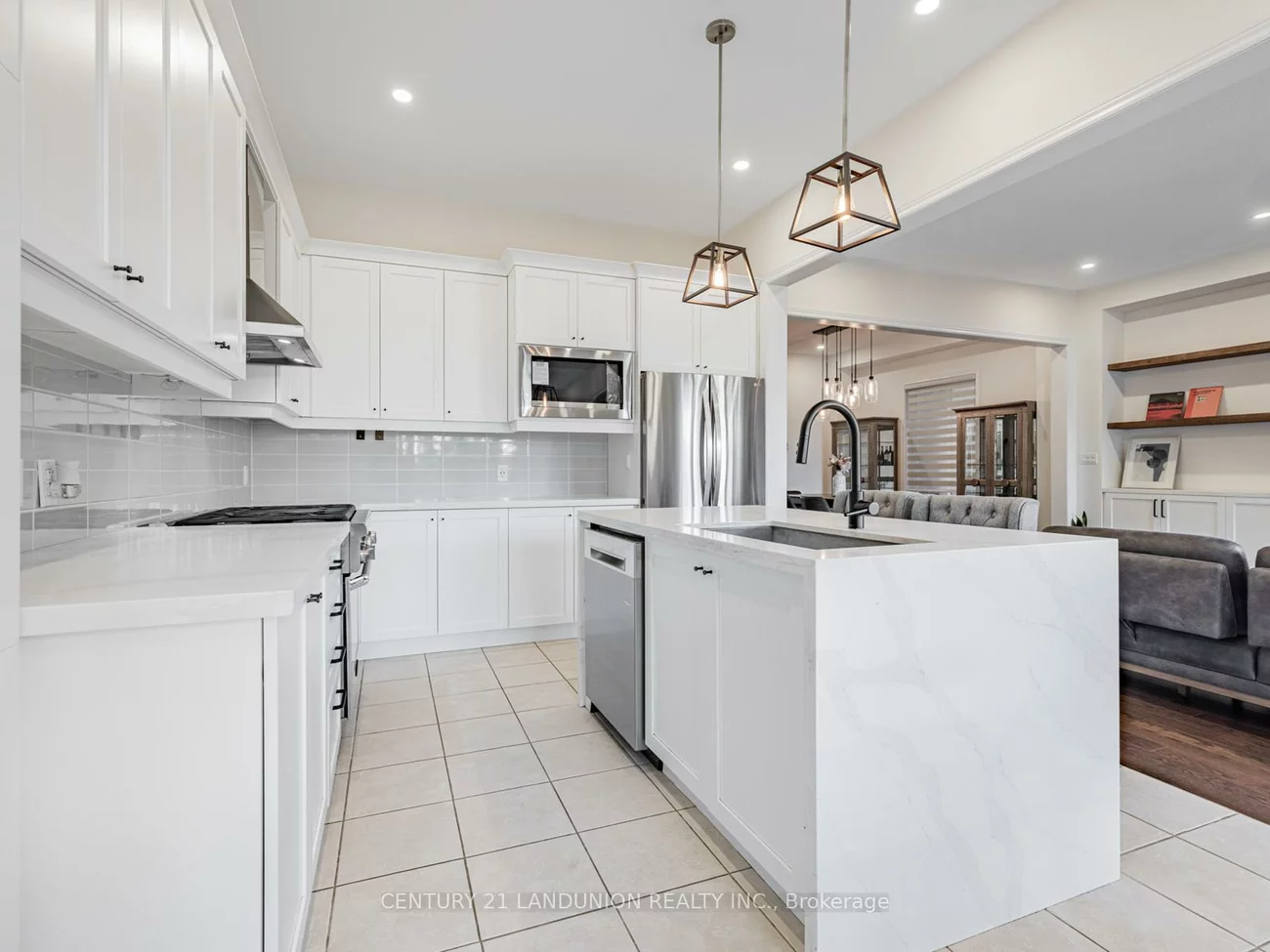 233, Butternut Ridge, Aurora Estates, Aurora