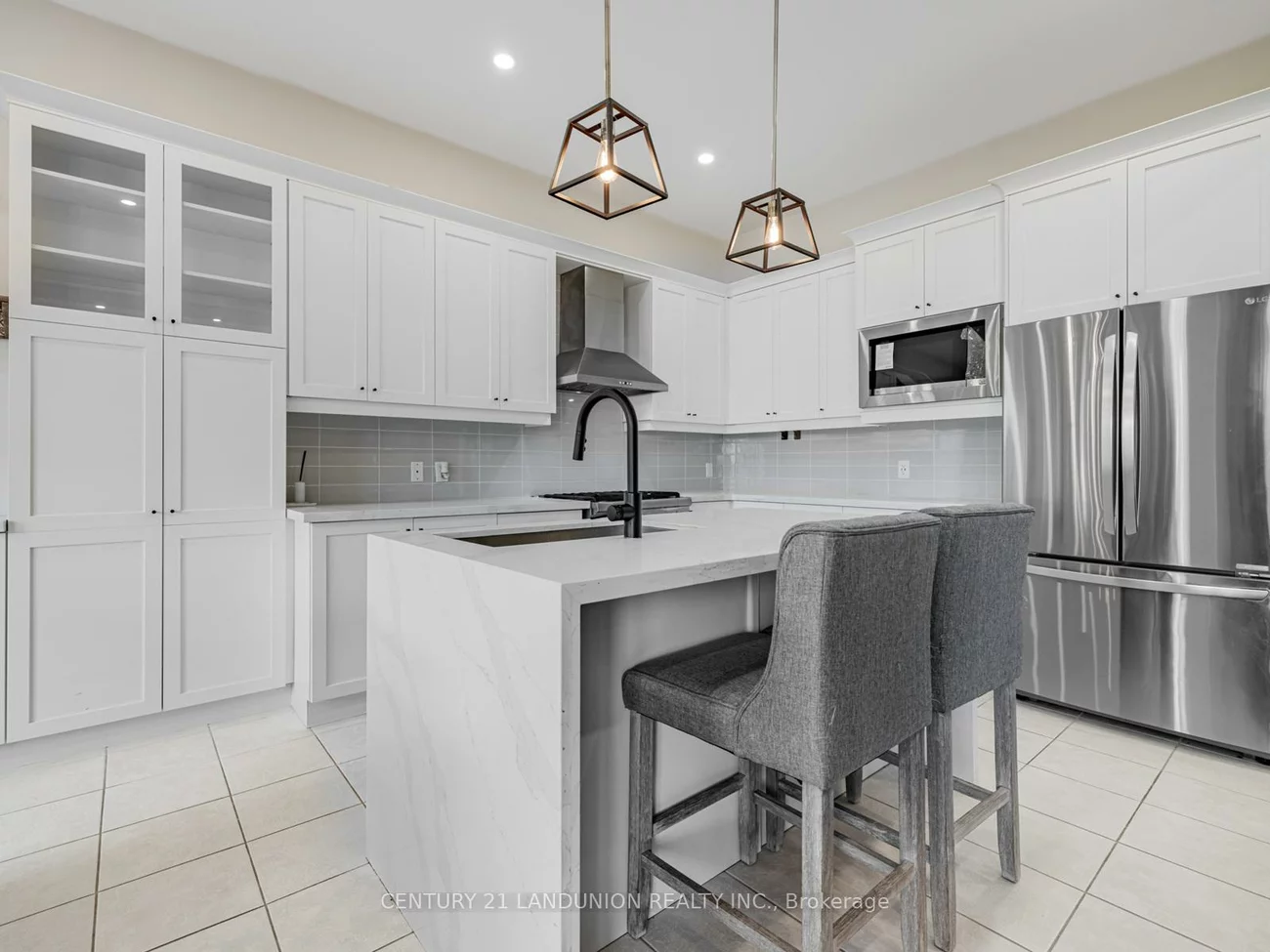 233, Butternut Ridge, Aurora Estates, Aurora