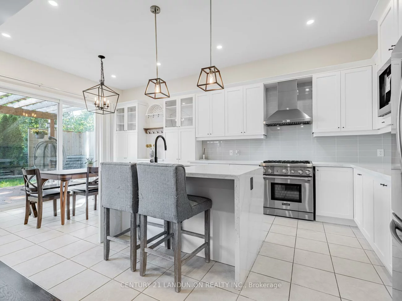 233, Butternut Ridge, Aurora Estates, Aurora