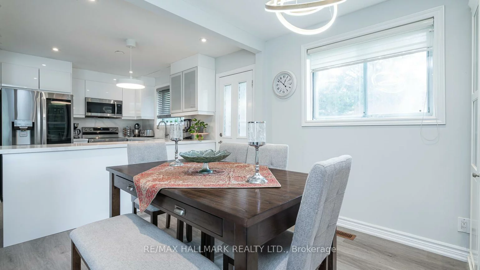 11, Seaton, Aurora Highlands, Aurora