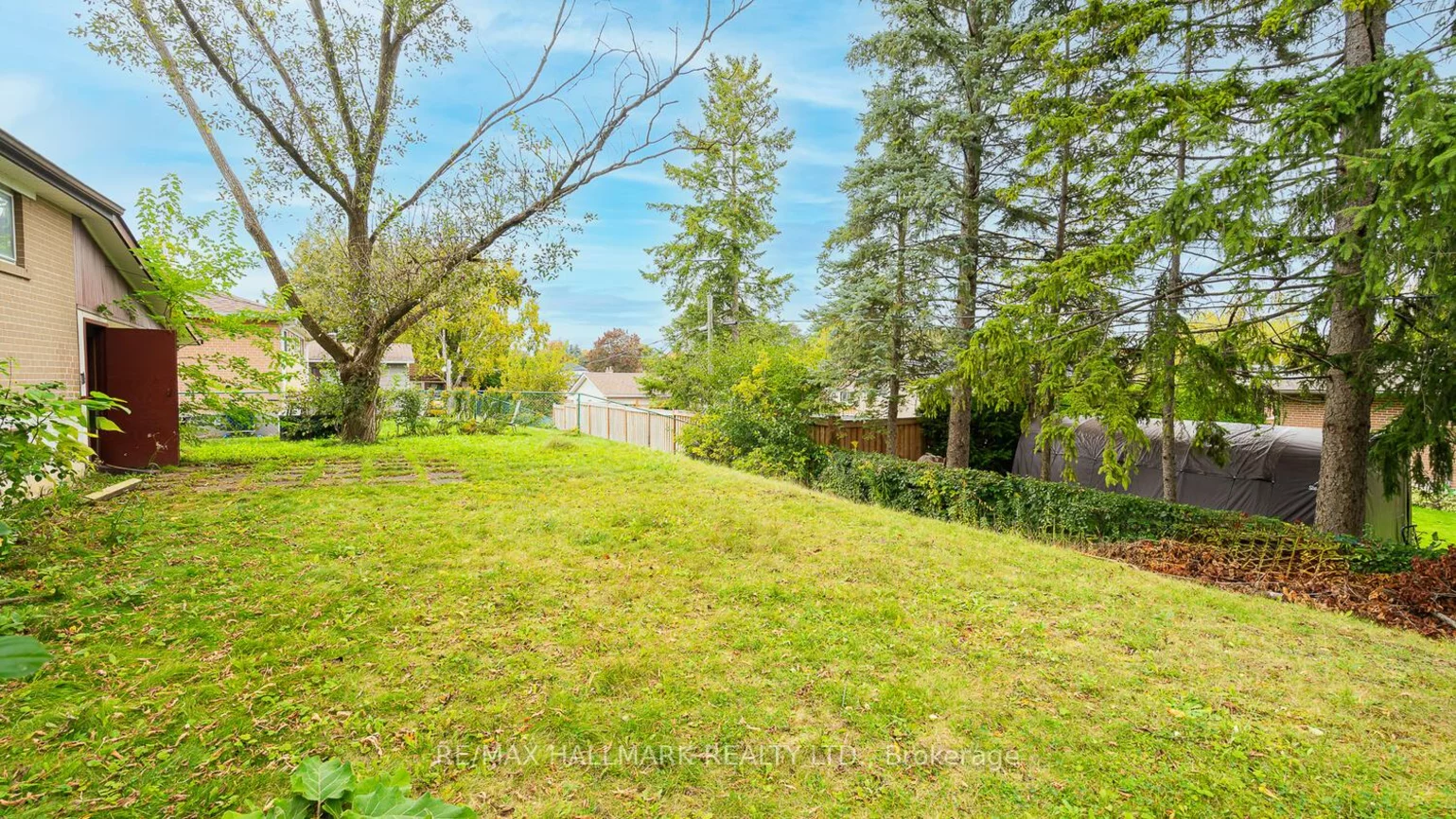 11, Seaton, Aurora Highlands, Aurora