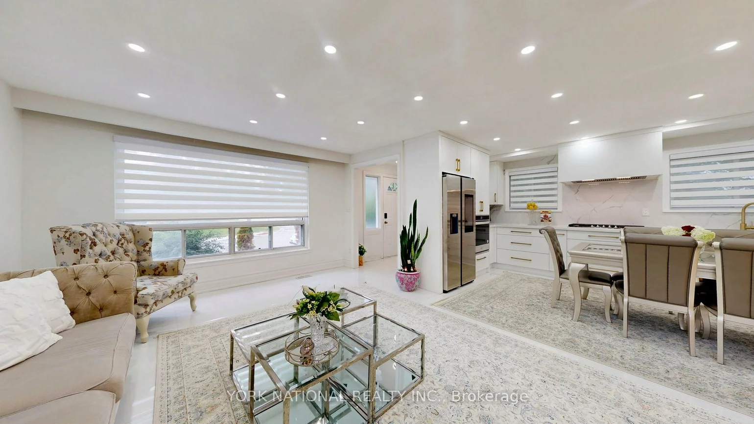 4, Boulding, Aurora Heights, Aurora