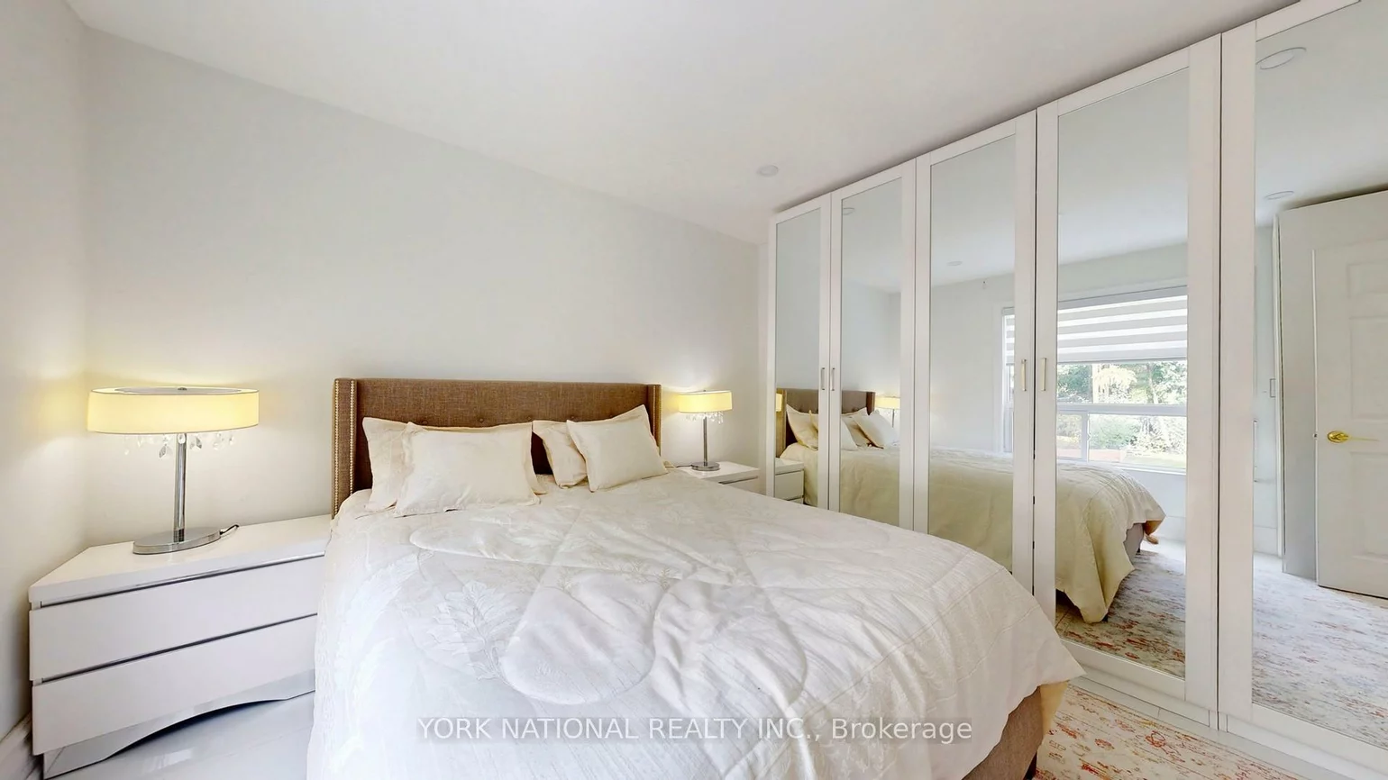4, Boulding, Aurora Heights, Aurora