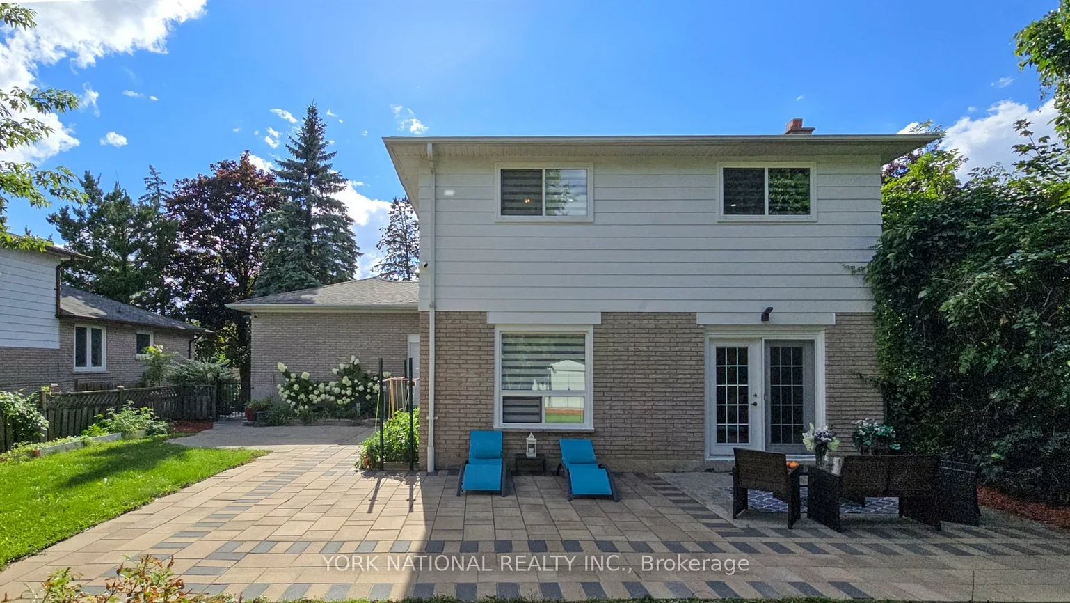 4, Boulding, Aurora Heights, Aurora