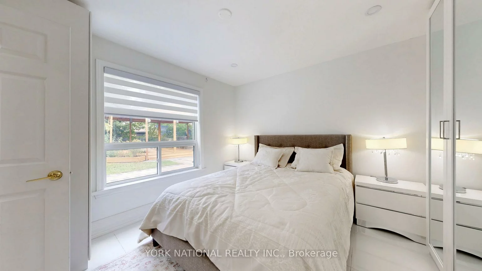 4, Boulding, Aurora Heights, Aurora