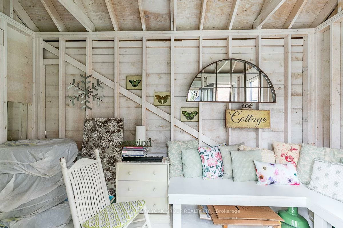 78, Wells, Aurora Village, Aurora