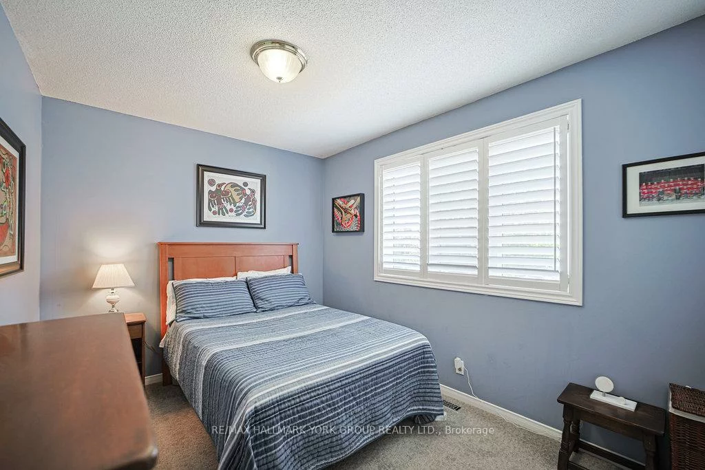 286, Kennedy, Aurora Highlands, Aurora