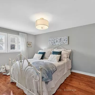 57, Stoddart, Aurora Highlands, Aurora