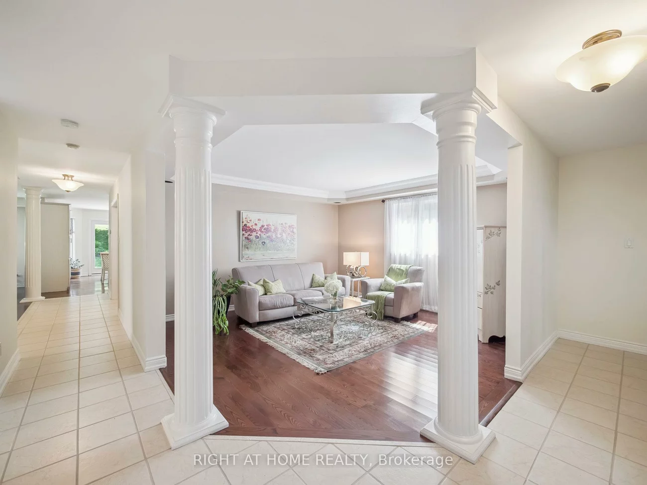 100, Carlyle, Aurora Highlands, Aurora