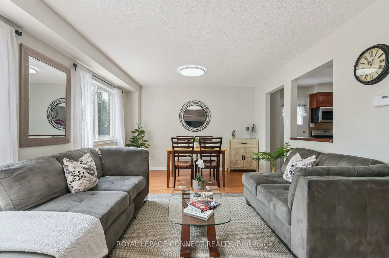 22, Crawford Rose, Aurora Heights, Aurora