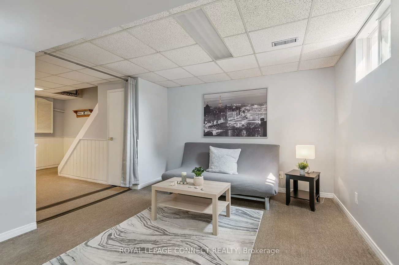 22, Crawford Rose, Aurora Heights, Aurora