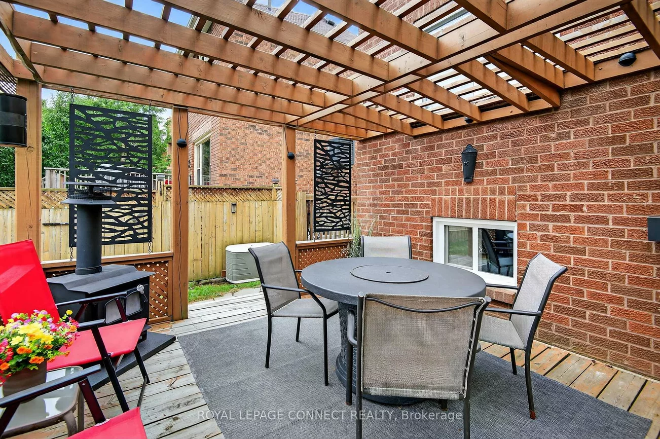 22, Crawford Rose, Aurora Heights, Aurora