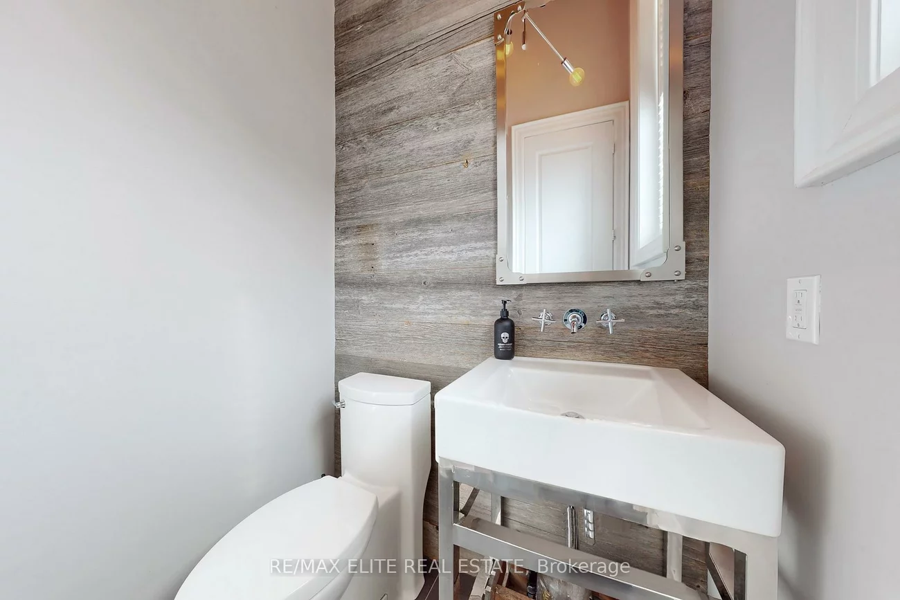 7, Colyton, Aurora Grove, Aurora