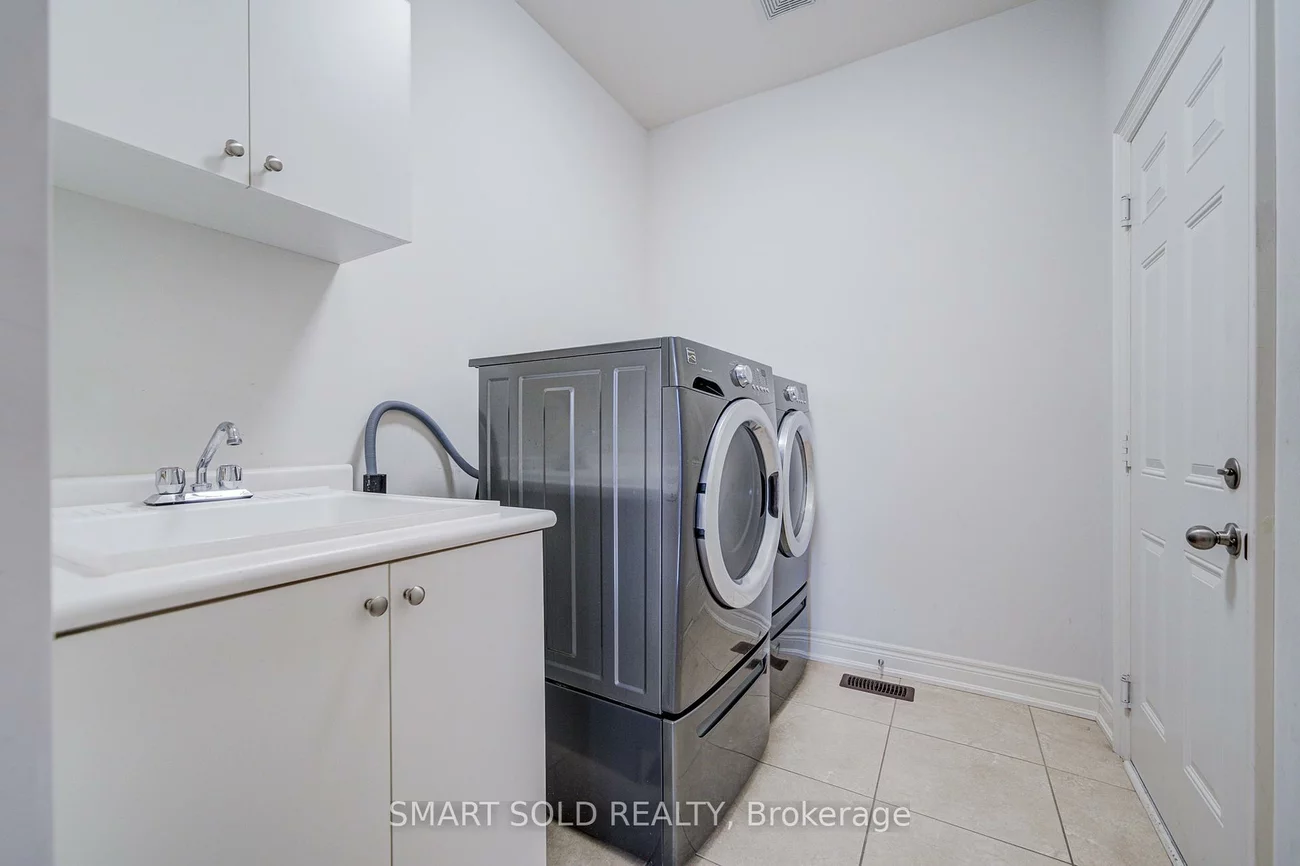 238, Hartwell, Bayview Northeast, Aurora