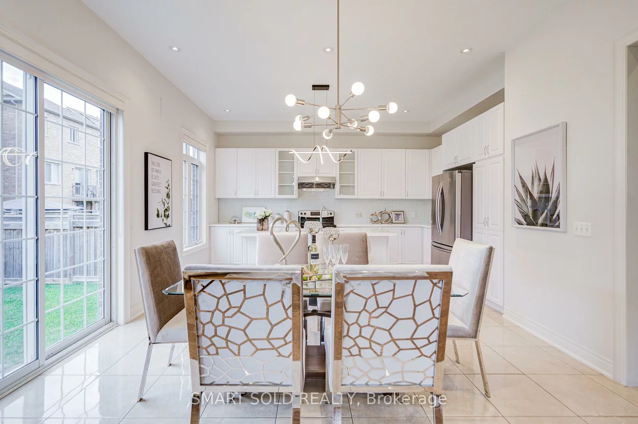 238, Hartwell, Bayview Northeast, Aurora
