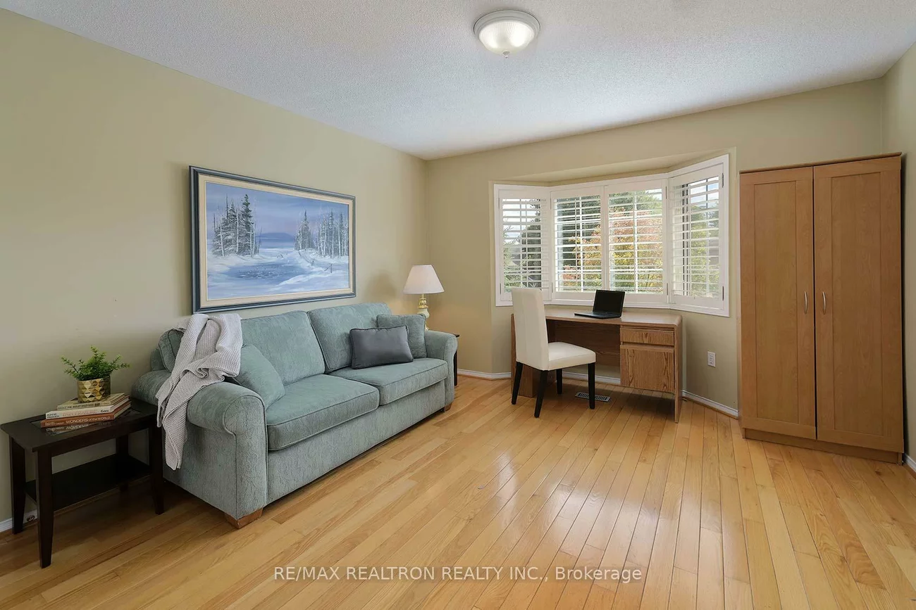 86, Ballymore, Bayview Wellington, Aurora