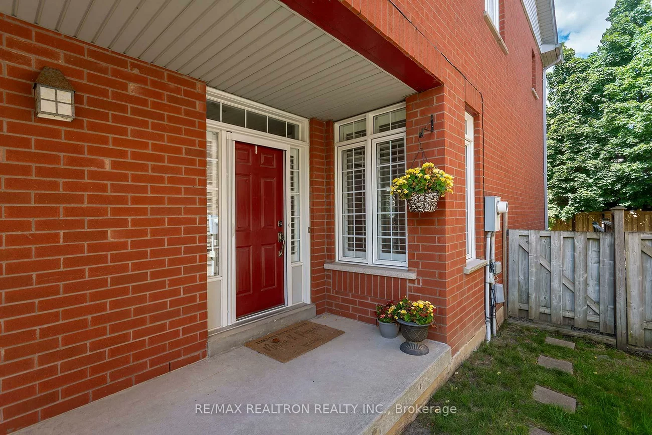 86, Ballymore, Bayview Wellington, Aurora