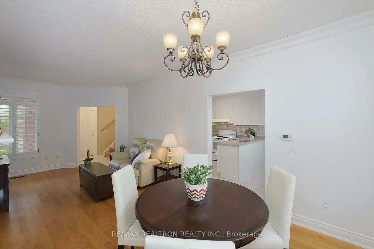 86, Ballymore, Bayview Wellington, Aurora