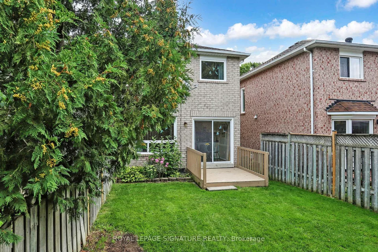 263, Pinnacle, Bayview Wellington, Aurora
