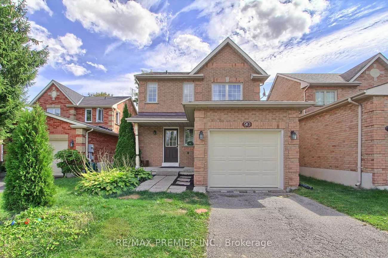 90, Covent, Aurora Highlands, Aurora
