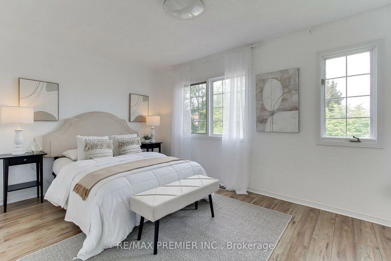 90, Covent, Aurora Highlands, Aurora