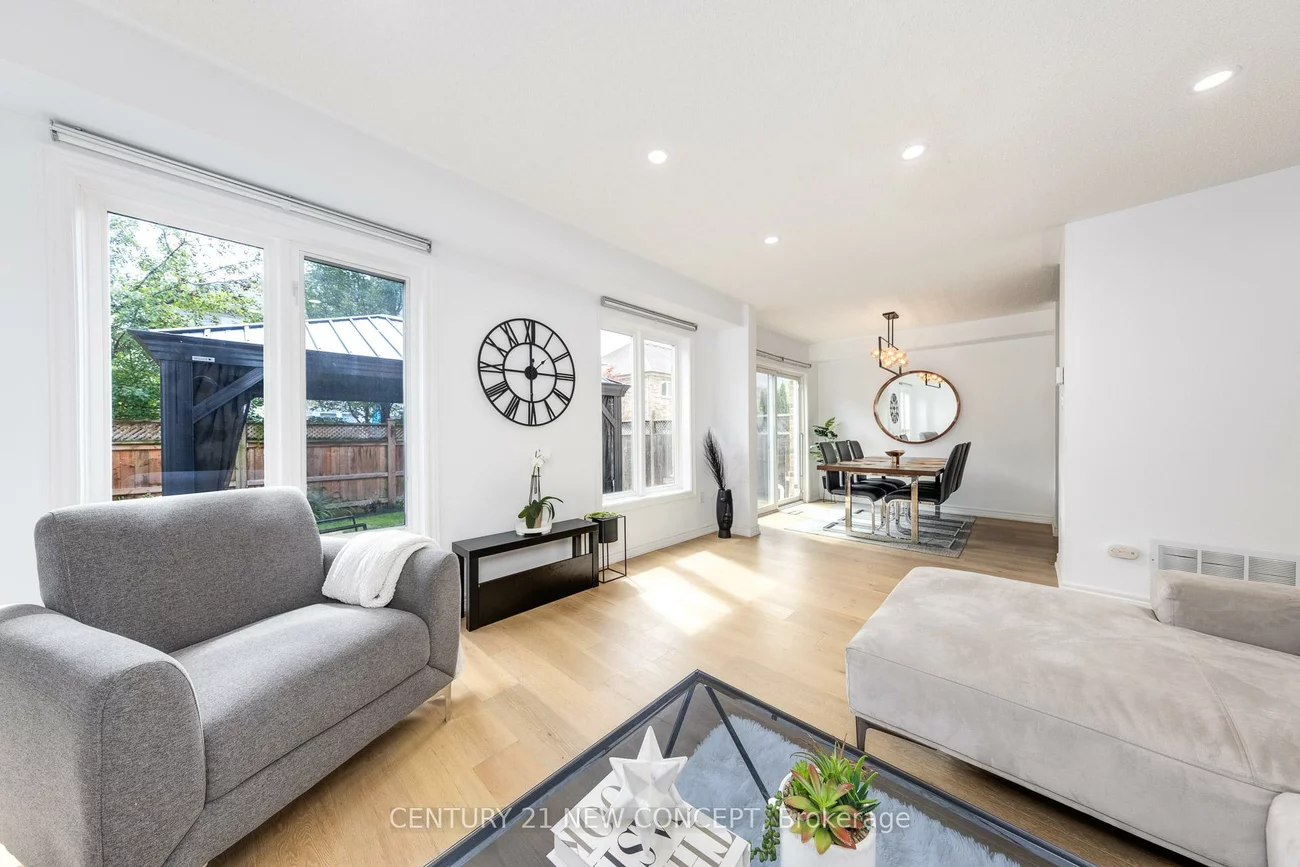 73, Steckley, Bayview Wellington, Aurora