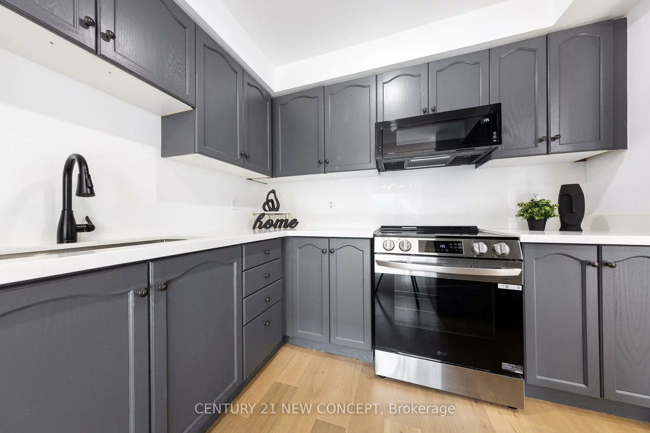 73, Steckley, Bayview Wellington, Aurora